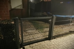 Dragon-Ball-Metal-Safe-antracyt-kolor-double-bar-fence-with-door-with-evening-lighting